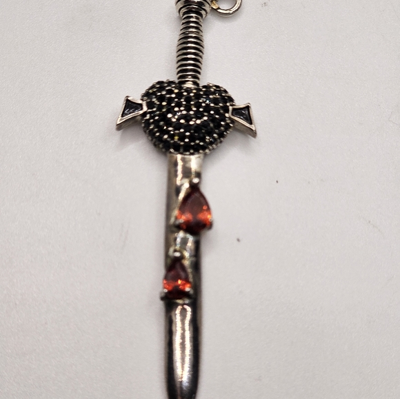 Silver Dagger Pendant - Picture 7 of 7